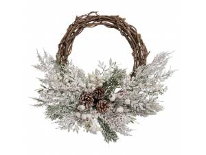 Χιονισμένο στεφάνι με λευκά...