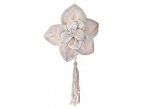 Κρεμ βελούδινο λουλούδι...