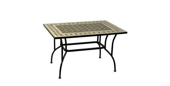 Τραπέζια με πέτρες