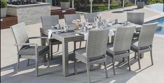 Tραπεζαρίες κήπου WICKER